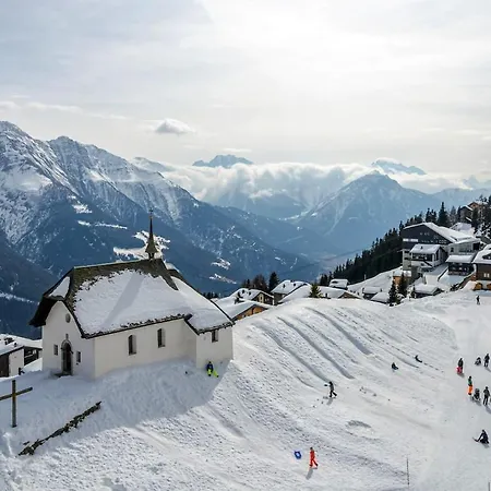 Artus 6 Apartamento *