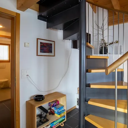 Apartamento Artus 6 *